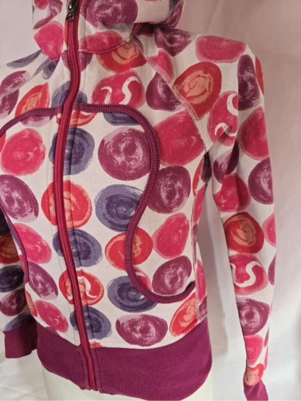 RARE Lululemon VTG OG Scuba Hoodie Pink and Purple Polkadot Size 2 Y2K Preppy